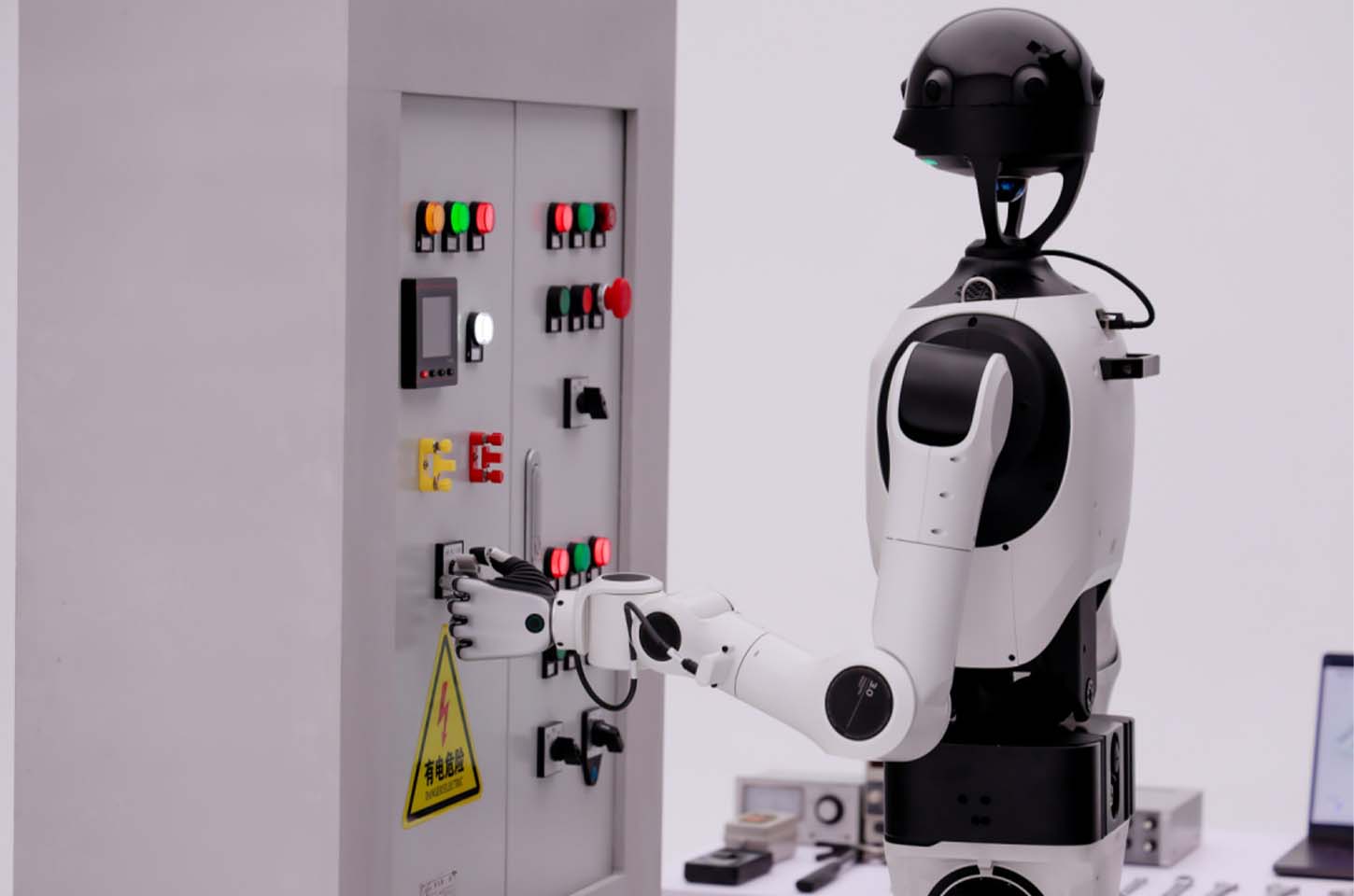 北京人形发布具身天工3.0 定位更开放、更好用